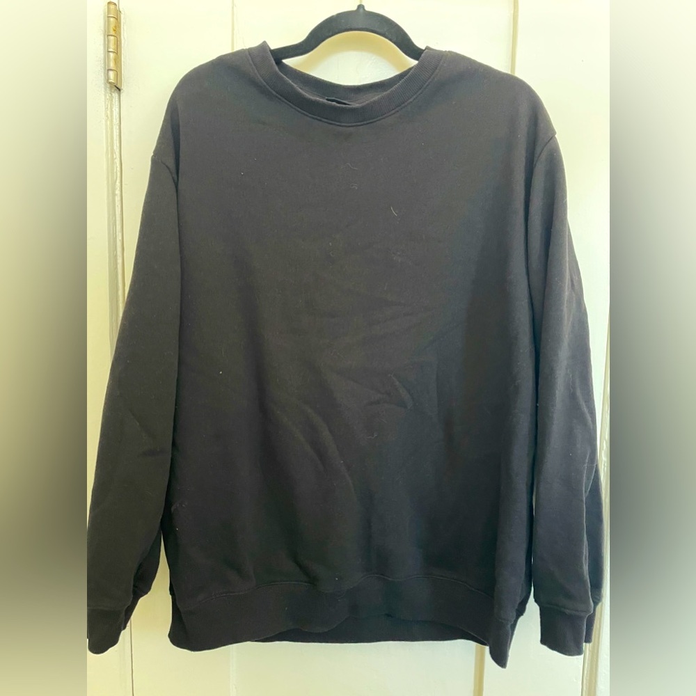 Large black H&M sweatshirt